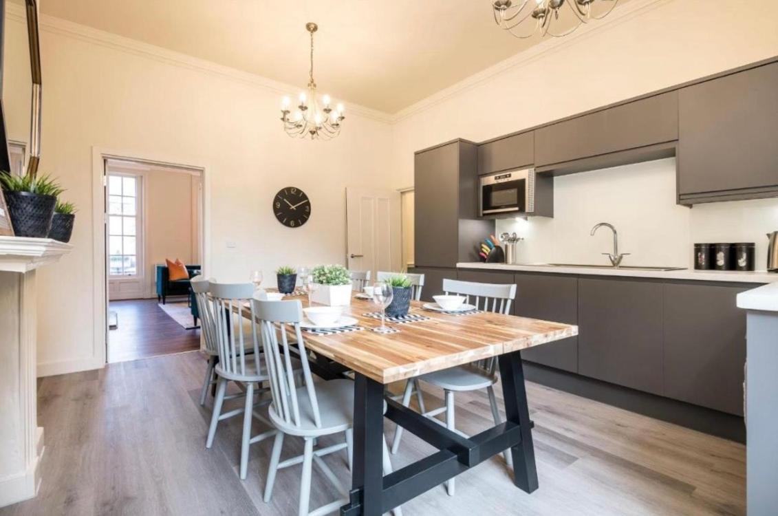 71 Townhouse By Elite Villa Liverpool Eksteriør bilde